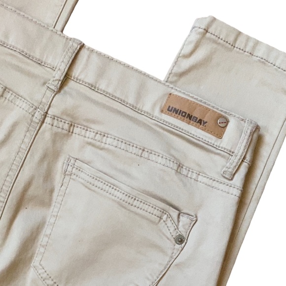 Union Bay Classic Light Khaki Skinny Fit Jeans, Women Khaki Pants, Khaki Jeans - Picture 6 of 12